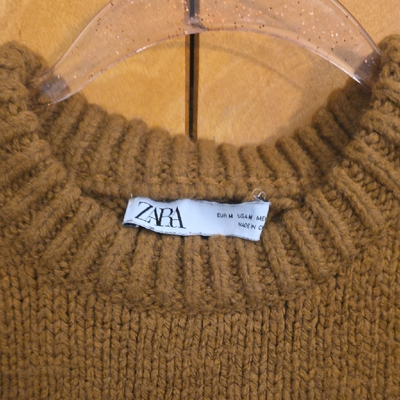 Woman's Brown ZARA Sweater Vest - Picture 3 of 3